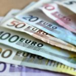 アパート経営の家賃収入の手取りの目安は？【1軒8戸のアパートの場合】