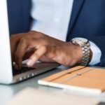アパート経営がサラリーマンの副業におすすめの5つの理由